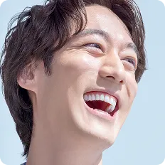 笑顔の男性