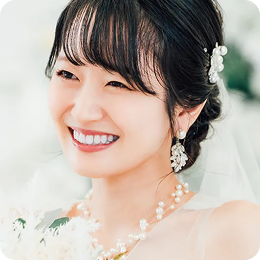 笑顔の女性