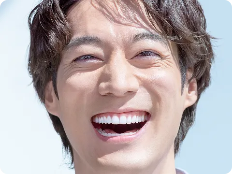 笑顔の男性